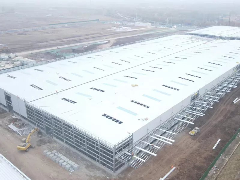 Budova kovových skladů prefab